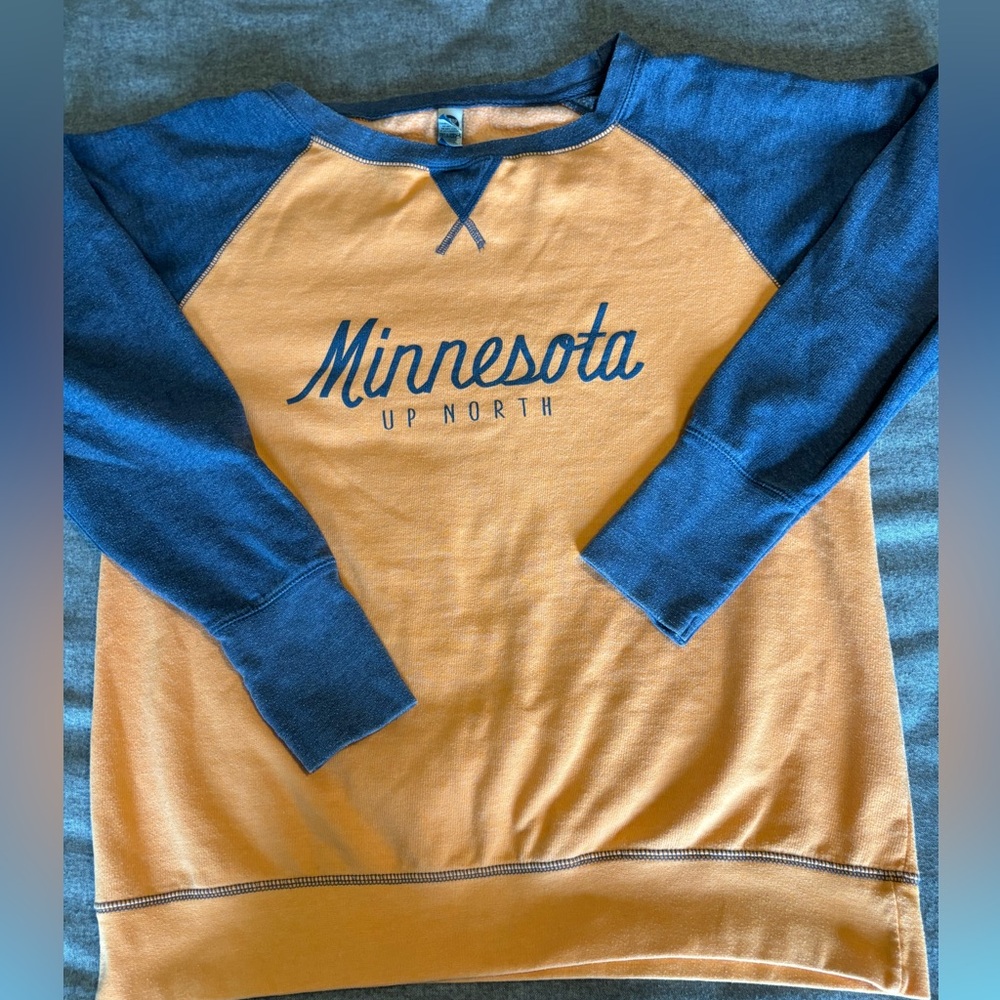 New agenda Minnesota Up‎ North  sweatshirt, 2XL women’s orange and Blue